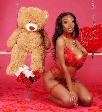 Лора: индивидуалка проститутка Ярославля