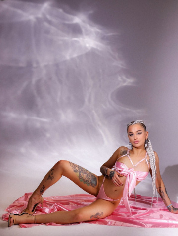 МАРИНА : индивидуалка проститутка Ярославля