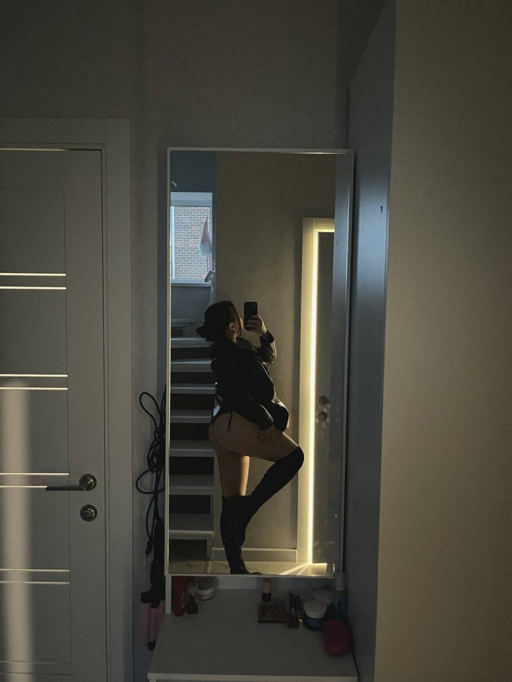 Нютка: проститутки индивидуалки в Ярославля